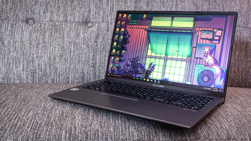 Laptop màn hình 15.6 inch có màn hình lớn