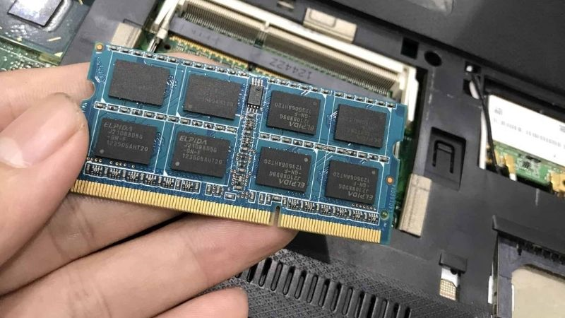 RAM nên tối thiểu 8 GB