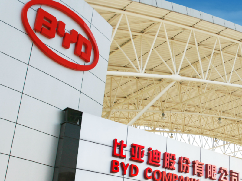 BYD Co Ltd là thương hiệu sản xuất xe hơi đến từ Trung Quốc với vốn hoá thị trường khá khủng