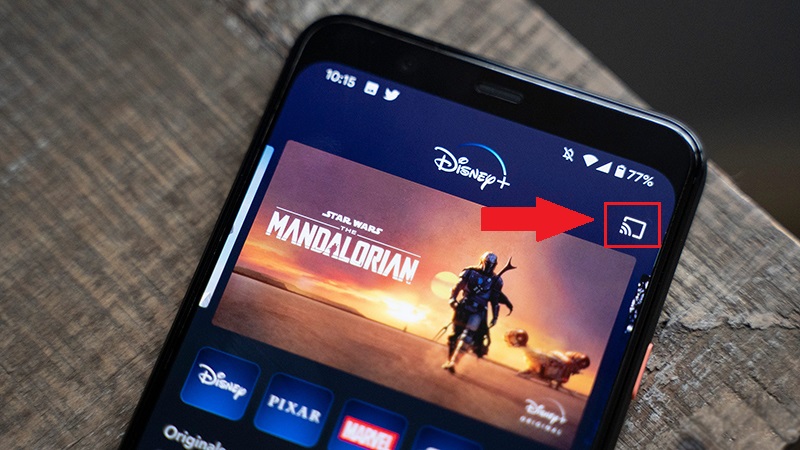 Bằng cách nhấn vào biểu tượng Cast ở góc trên màn hình là bạn đã có thể kết nối điện thoại với tivi