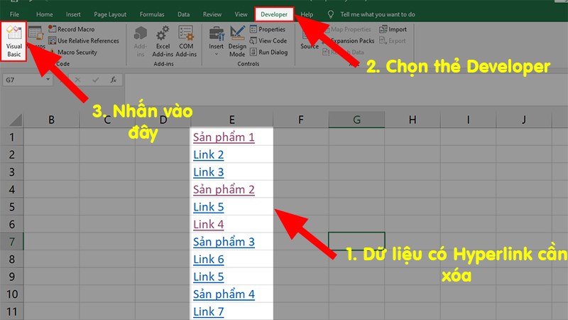 Mở file Excel có chứa link > Chọn thẻ Developer > Chọn Visual Basic