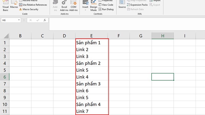 Bạn tắt giao diện Visual basic đi và kiểm tra Hyperlink trong sheet được chọn đã bị xóa bỏ toàn bộ