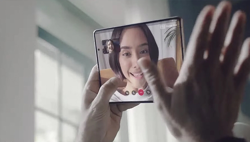 Khi dùng camera ẩn video call