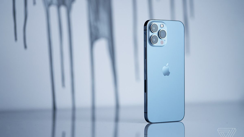 iPhone 13 Pro và iPhone 11 Pro được làm từ khung thép không gỉ 