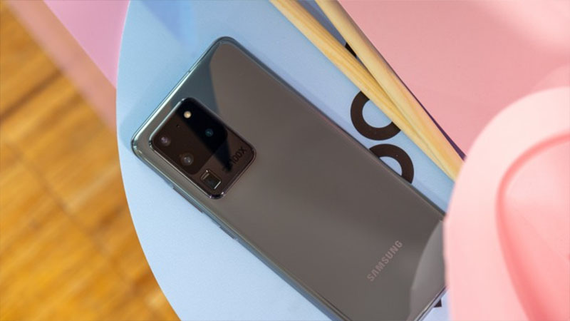 Samsung Galaxy S20 Ultra phiên bản màu xám đen