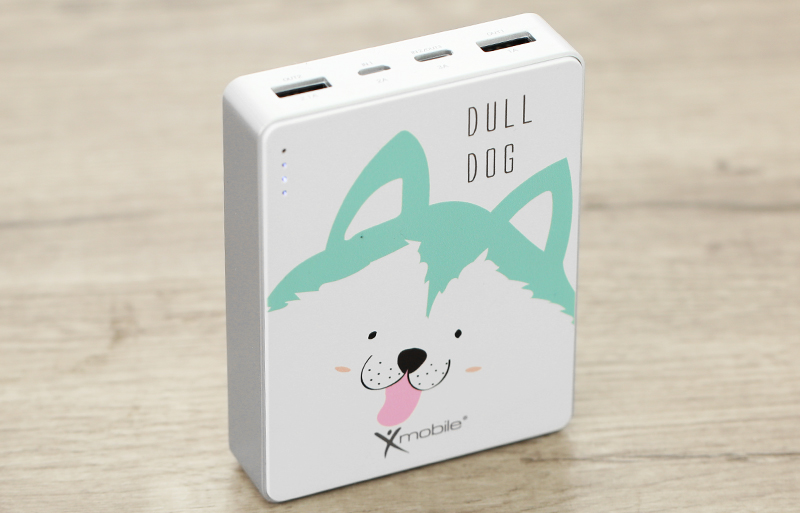 Thiết kế nhỏ gọn, năng động, đáng yêu của pin sạc dự phòng Xmobile Gram 4 Dull Dog