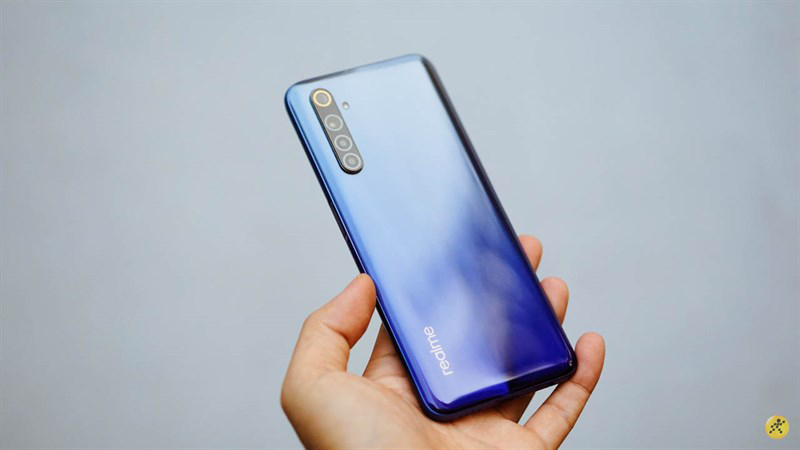 Realme 6 có kích thước là 162.1 x 74.8 x 9.6 m