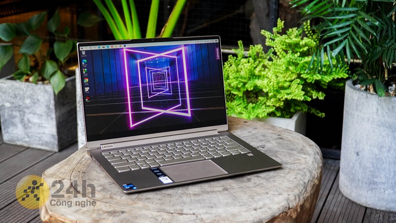Laptop Lenovo Yoga 9 14ITL5 thiết kế đẹp mắt, thanh lịch sang trọng