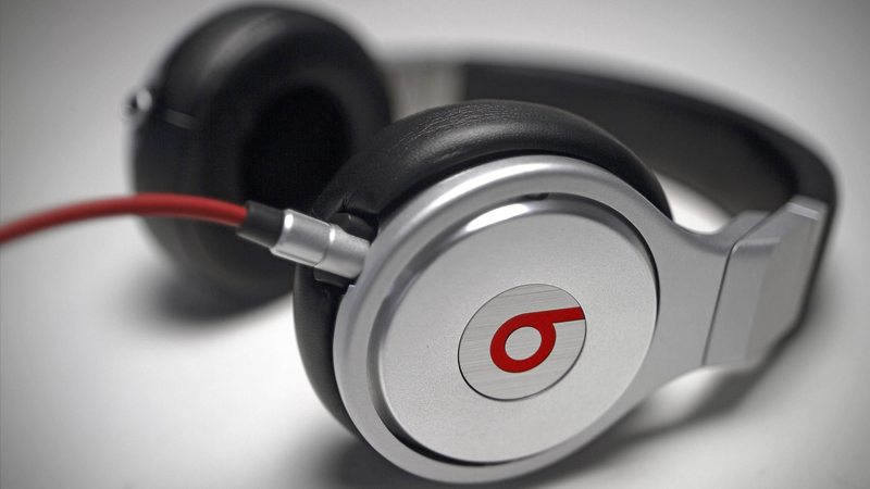 Thiết kế của tai nghe Beats Pro