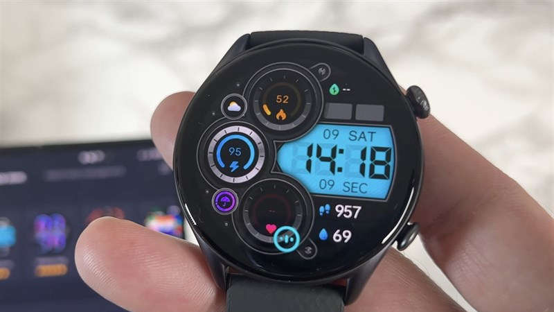 Amazfit GTR 3 PRo có hơn 150 mặt đồng hồ khác nhau