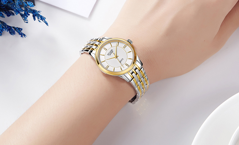 Đồng hồ có lịch ngày tiện dụng giúp bạn làm chủ hơn trong công việc