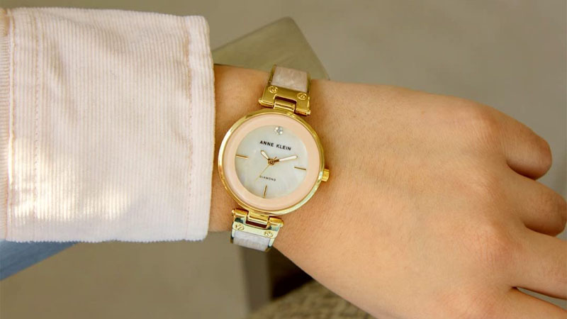 Đồng hồ nữ Anne Klein