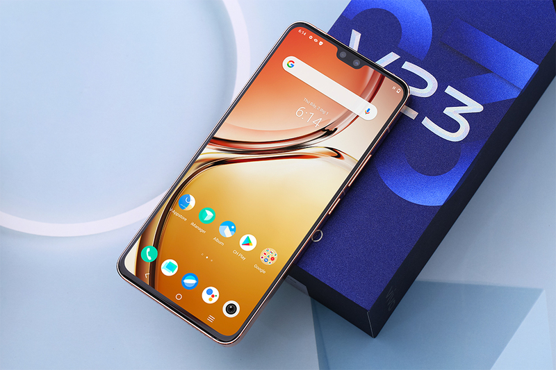 Vivo V23 5G với kiểu dáng màn hình tai thỏ