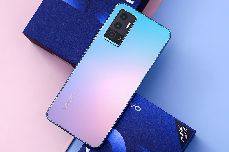 Vivo V23e sở hữu thiết kế siêu mỏng nhẹ