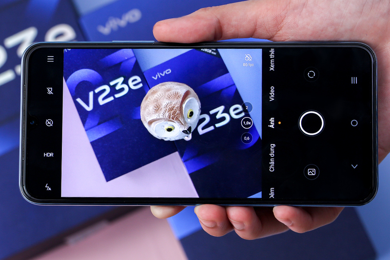 Camera selfie trên Vivo V23e có phần nhỉnh hơn