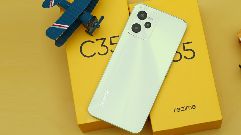 Điện thoại Realme C35 64GB cho thời gian dùng lâu với pin 5000 mAh