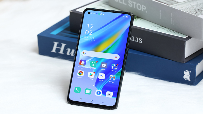 OPPO A95 sở hữu màn hình AMOLED theo dạng