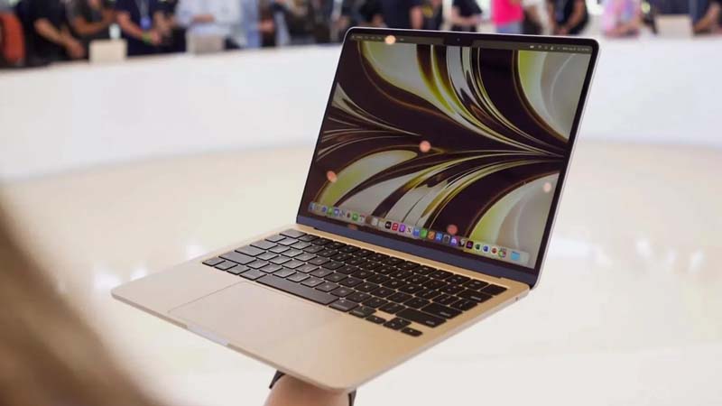 MacBook Air M2 8GB/512GB có giá bán dự kiến là 39.990.000 đồng