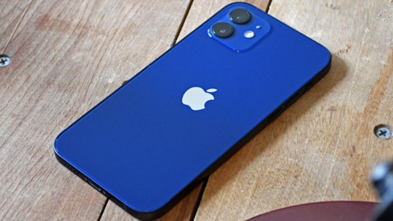 Mặt lưng của iPhone 12