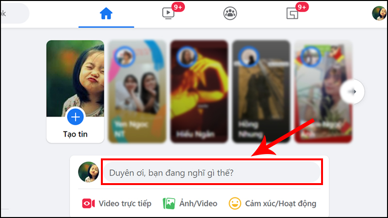 Chạm vào khung tạo bài đăng trên Facebook