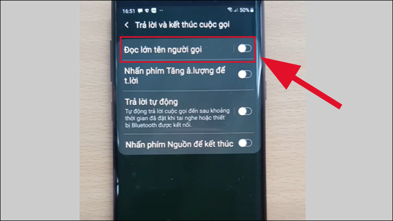 Cách tắt đọc tên người gọi đến