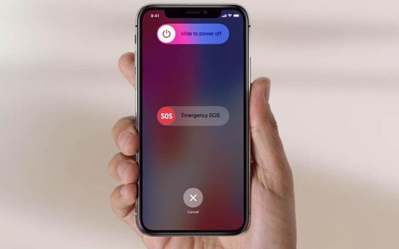 Tắt nguồn điện thoại rổi khởi động lại