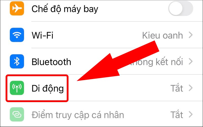 Chọn mục Di động trong cài đặt iPhone