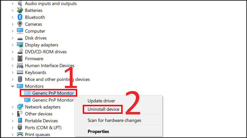 Chọn Monitors và nhấn chuột phải vào Generic PnP Monitor bị mờ > Chọn Uninstall device