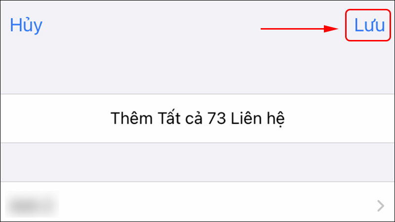 Bấm Lưu để chép danh bạ vào iPhone của bạn