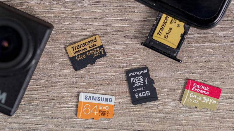 Thẻ nhớ có chức năng lưu trữ dữ liệu với đặc điểm nhỏ gọn hơn USB