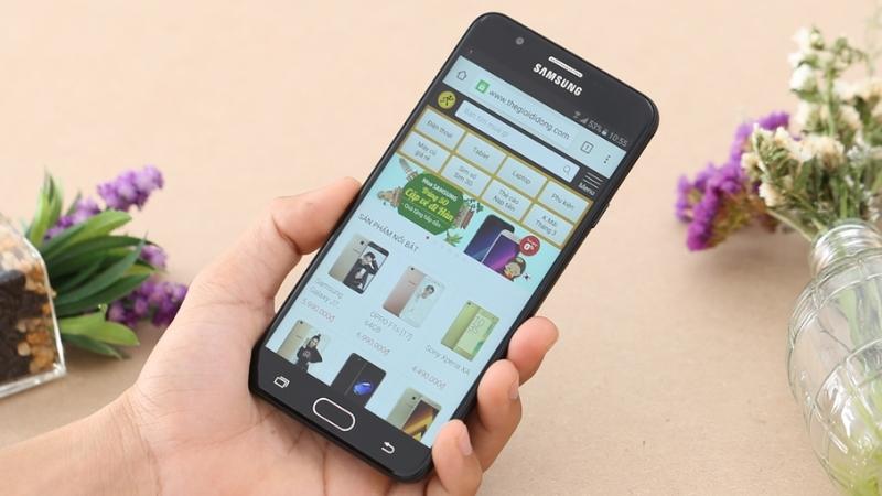 Samsung Galaxy J7 Prime hỗ trợ thẻ nhớ 256 GB