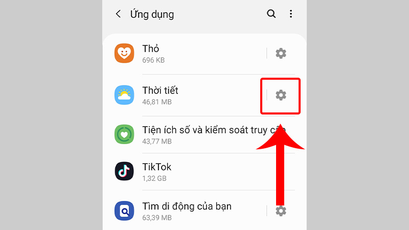 Tìm ứng dụng Thời tiết và nhấn vào biểu tượng Cài đặt