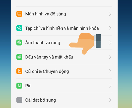 Bước 2: Vào tiếp Âm thanh và rung.
