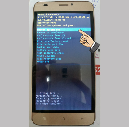 Bước 4: Chọn Reboot system now