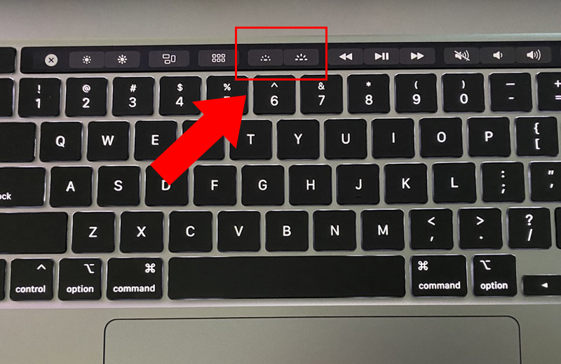 Điều chỉnh thông qua Touch Bar đơn giản