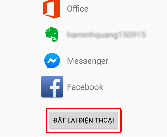 Bước 5: Cuối cùng, hãy chọn ĐẶT LẠI ĐIỆN THOẠI để xác nhận xóa mọi dữ liệu và khôi phục cài đặt gốc.